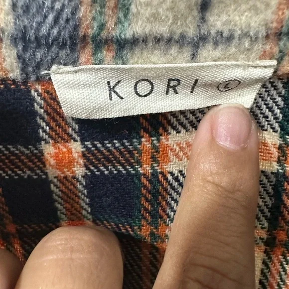 Kori Women’s Soft Plaid Long Sleeve Shacket Size: L - Picture 6 of 6